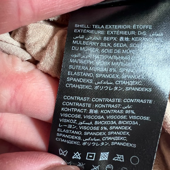 BEBE TAN LONG SLEEVE PLUNGING V NECK CUTOUT BODYSUIT BLOUSE SIZE XS - Picture 8 of 8